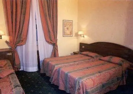 Medici Hotel 3*