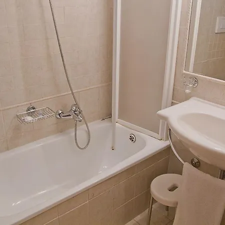 Medici Hotel 3*