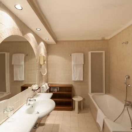 Medici Hotel 3*